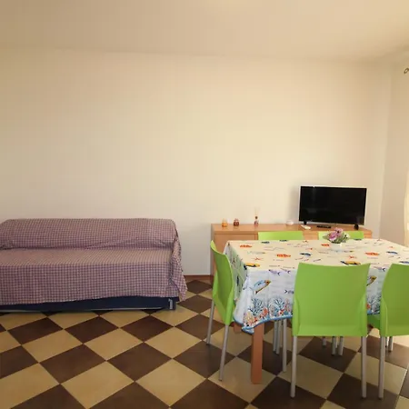 Apartment Valeria *